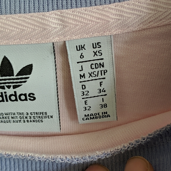 Adidas Originals cropped tee/t-shirt XS - Picture 3 of 3